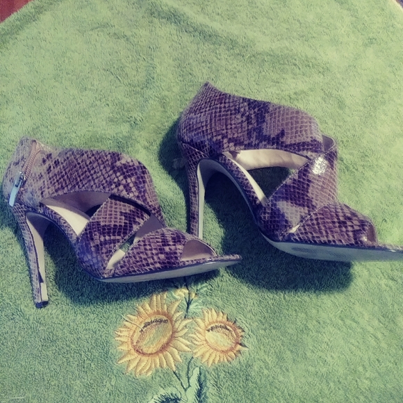 Enzo Angiolini snake skin heels - Picture 7 of 8